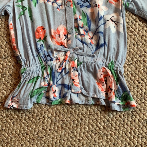 Children’s Place Girls floral peplum top size 5/6 - Picture 4 of 6